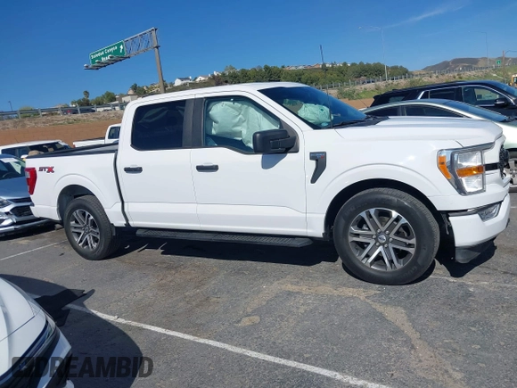 2021 Ford F-150 XL with VIN 1FTEW1CP2MKE42968, listed as a IAAI auction lot 42022454 with 32,908 mi miles. Bid and sale history available at carsss.com. Image 13.
