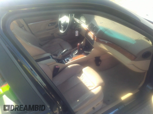 2002 BMW 5 Series 530iA with VIN WBADT63422CH89702, listed as a IAAI auction lot 40955640 with 188,009 mi miles. Bid and sale history available at carsss.com. Image 5.