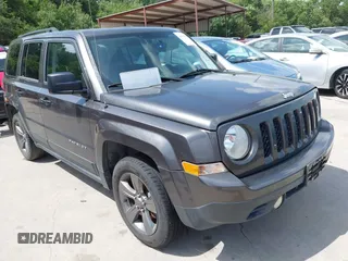2015 Jeep Patriot High Altitude z VIN 1C4NJPFA1FD341890, wystawiony jako IAAI lot #42520064 z przebiegiem Nie podano mil oraz . Historia ofert i sprzedaży dostępna na DreamBid. Obrazek 1.