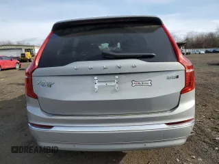 2024 Volvo XC90 Core Bright Theme with VIN YV4L12PK1R1187069, listed as a Copart auction lot 41672625 with 15,438 mi miles and Salvage Title. Bid and sale history available at carsss.com. Image 6.