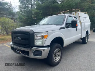 2016 Ford F-350 with VIN 1FD8X3B67GEC46263, listed as a Copart auction lot 47267935 with 241,492 mi miles and Clean title. Bid and sale history available at DreamBid. Image 2.