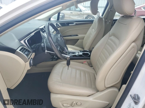 2014 Ford Fusion SE with VIN 3FA6P0HD7ER108061, listed as a Copart auction lot 52229755 with 110,308 mi miles and Clean Title. Bid and sale history available at carsss.com. Image 7.