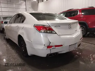 2010 Acura TL Technology z VIN 19UUA9F52AA002593, wystawiony jako IAAI lot #42033029 z przebiegiem 180 706 mil mil oraz . Historia ofert i sprzedaży dostępna na DreamBid. Obrazek 6.