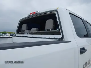 2018 Ford F-250 XL with VIN 1FT7W2B62JEB98479, listed as a IAAI auction lot 42062513 with 147,521 mi miles and . Bid and sale history available at DreamBid. Image 17.
