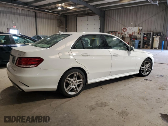 2014 Mercedes-Benz E 350 Luxury with VIN WDDHF8JB5EA865828, listed as a Copart auction lot 56080755 with 95,572 mi miles and Salvage Title. Bid and sale history available at DreamBid. Image 3.