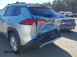 2023 Toyota Corolla Cross LE с VIN 7MUBAABG7PV045648, выставлен на аукционе IAAI как лот 41978724 с пробегом 60 950 миль миль и . История ставок и продаж доступна на DreamBid. Изображение 6.
