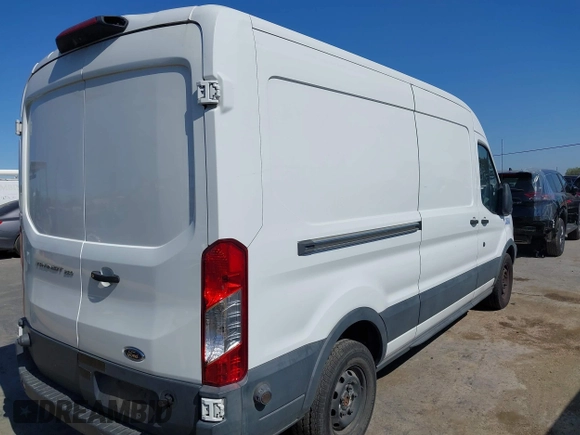 2018 Ford Transit z VIN 1FTYR2CM0JKA71692, wystawiony jako IAAI lot #42357507 z przebiegiem 323 477 mil mil oraz . Historia ofert i sprzedaży dostępna na DreamBid. Obrazek 4.