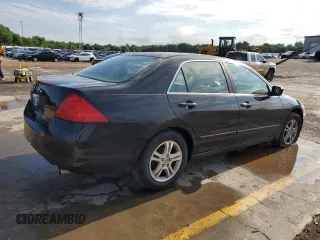 2006 Honda Accord LX SE z VIN 1HGCM55396A164885, wystawiony jako Copart lot #54504984 z przebiegiem 296 276 mil mil oraz Nie do naprawy • Non repairable. Historia ofert i sprzedaży dostępna na DreamBid. Obrazek 3.