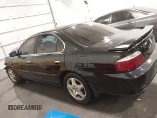 2003 Acura TL with VIN 19UUA56603A092119, listed as a IAAI auction lot 41695793 with 178,520 mi miles. Bid and sale history available at carsss.com. Image 15.