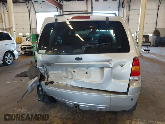 2007 Ford Escape Limited с VIN 1FMCU94197KA36921, выставлен на аукционе IAAI как лот 40426720 с пробегом 177 909 миль миль и . История ставок и продаж доступна на DreamBid. Изображение 17.