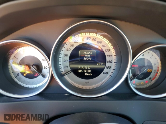 2013 Mercedes-Benz C 350 Sport with VIN WDDGF5HB0DR258283, listed as a Copart auction lot 81672934 with 36,044 mi miles and Salvage Title. Bid and sale history available at DreamBid. Image 9.