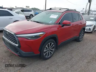2022 Toyota Corolla Cross XLE с VIN 7MUDAAAG4NV032461, выставлен на аукционе IAAI как лот 41925376 с пробегом 18 602 миль миль и . История ставок и продаж доступна на DreamBid. Изображение 17.