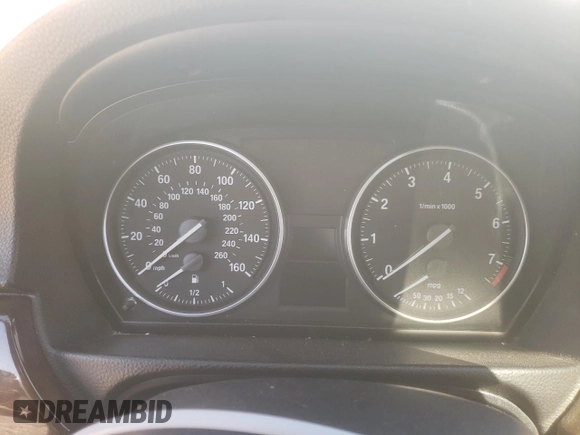 2009 BMW 3 Series 328i with VIN WBAPH77529NL82109, listed as a Copart auction lot 42810995 with 0 mi miles and Salvage Title. Bid and sale history available at carsss.com. Image 9.