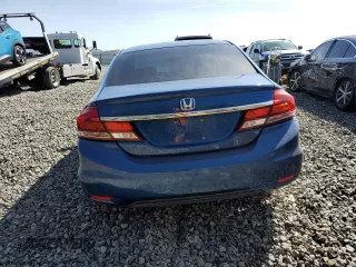 2015 Honda Civic LX z VIN 2HGFB2F59FH519072, wystawiony jako Copart lot #52425705 z przebiegiem 185 539 mil mil oraz Szkoda całkowita • Salvage title. Historia ofert i sprzedaży dostępna na DreamBid. Obrazek 6.