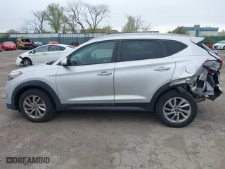 2016 Hyundai Tucson SE with VIN KM8J33A44GU187515, listed as a IAAI auction lot 42015707 with 89,948 mi miles. Bid and sale history available at carsss.com. Image 14.