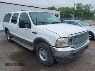 2000 Ford Excursion Limited z VIN 1FMNU42S6YEC01279, wystawiony jako IAAI lot #42320864 z przebiegiem 118 764 mil mil oraz . Historia ofert i sprzedaży dostępna na DreamBid. Obrazek 1.