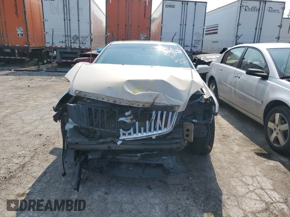 2010 Mercury Milan Premier with VIN 3MEHM0JG4AR620398, listed as a Copart auction lot 70790894 with 245,773 mi miles and Salvage Title. Bid and sale history available at carsss.com. Image 5.