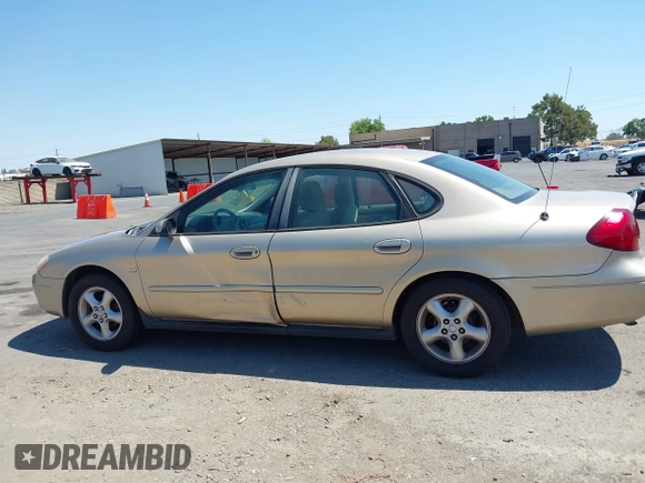 2000 Ford Taurus SES with VIN 1FAFP55S7YA134934, listed as a IAAI auction lot 42761994 with 238,126 mi miles and . Bid and sale history available at DreamBid. Image 14.