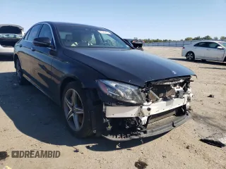 2018 Mercedes-Benz E-Class E 300 with VIN WDDZF4KB3JA418209, listed as a Copart auction lot 61307462 with 47,149 mi miles. Bid and sale history available at carsss.com. Image 1.
