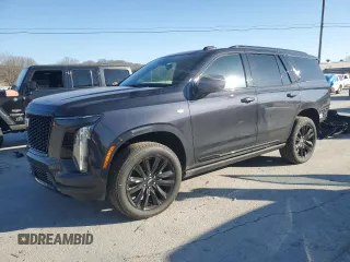2025 Cadillac Escalade z VIN 1GYS9ERL1SR101999, wystawiony jako Copart lot #42805675 z przebiegiem 1 208 mil mil oraz Szkoda całkowita • Salvage title. Historia ofert i sprzedaży dostępna na DreamBid. Obrazek 1.