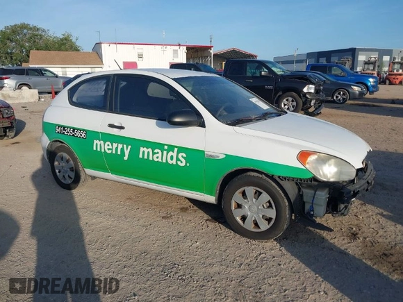 2007 Hyundai Accent GS with VIN KMHCM36C17U001726, listed as a IAAI auction lot 41962105 with 138,952 mi miles. Bid and sale history available at carsss.com. Image 1.