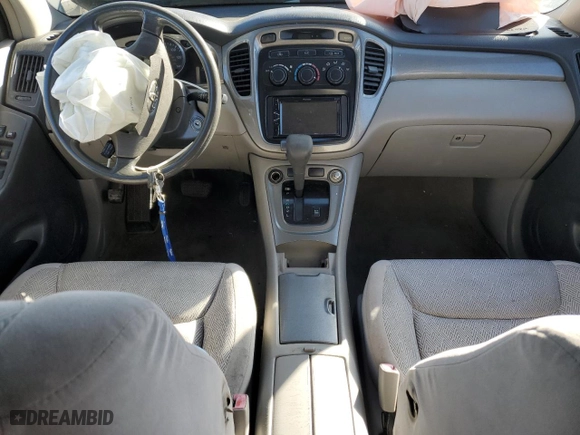 2003 Toyota Highlander with VIN JTEHF21A630135228, listed as a Copart auction lot 46934105 with 0 mi miles and Salvage Title. Bid and sale history available at carsss.com. Image 8.