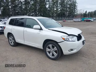 2008 Toyota Highlander Sport z VIN JTEES43A582006349, wystawiony jako IAAI lot #41778590 z przebiegiem 228 742 mil mil oraz . Historia ofert i sprzedaży dostępna na DreamBid. Obrazek 1.