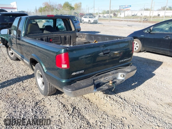 2003 Chevrolet S-10 with VIN 1GCCS19H038283804, listed as a IAAI auction lot 42018334 with 171,940 mi miles and . Bid and sale history available at DreamBid. Image 3.
