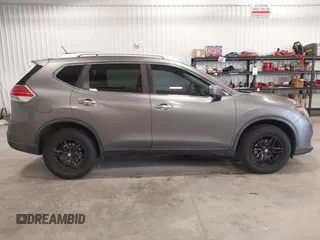2016 Nissan Rogue SV with VIN KNMAT2MT6GP723090, listed as a IAAI auction lot 41996043 with 170,843 mi miles and . Bid and sale history available at DreamBid. Image 13.