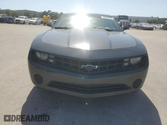 2012 Chevrolet Camaro 2LS z VIN 2G1FA1E36C9189790, wystawiony jako Copart lot #56946555 z przebiegiem 194 380 mil mil oraz Nie do naprawy • Non repairable. Historia ofert i sprzedaży dostępna na DreamBid. Obrazek 5.