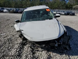 2018 Volkswagen Tiguan S with VIN 3VV1B7AX1JM109375, listed as a Copart auction lot 85322684 with 0 mi miles and Salvage Title. Bid and sale history available at carsss.com. Image 5.