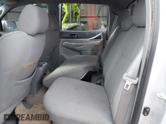 2008 Toyota Tacoma PreRunner with VIN 3TMJU62NX8M067203, listed as a IAAI auction lot 41348958 with 161,195 mi miles. Bid and sale history available at carsss.com. Image 8.