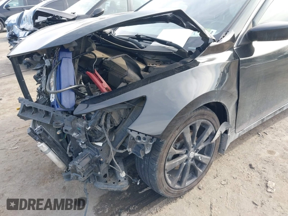 2018 Nissan Altima 2.5 SR with VIN 1N4AL3AP5JC283588, listed as a IAAI auction lot 41397101 with 151,478 mi miles. Bid and sale history available at carsss.com. Image 6.