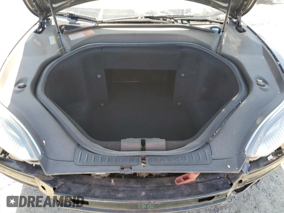 2014 Tesla Model S 60 с VIN 5YJSA1H15EFP49412, выставлен на аукционе Copart как лот 60476835 с пробегом 96 202 миль миль и Списание • Salvage title. История ставок и продаж доступна на DreamBid. Изображение 11.
