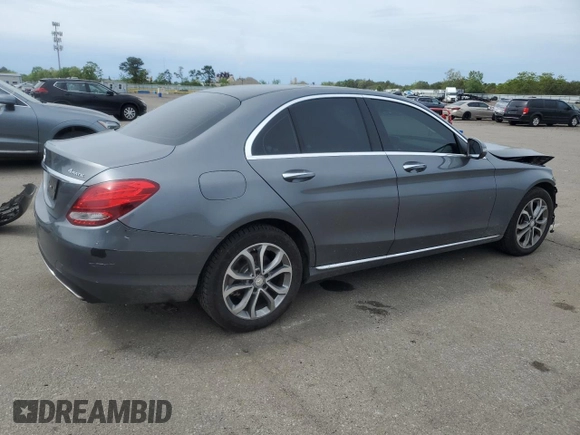 2017 Mercedes-Benz C 300 z VIN 55SWF4KB6HU195211, wystawiony jako Copart lot #58713615 z przebiegiem 87 742 mil mil oraz Szkoda całkowita • Salvage title. Historia ofert i sprzedaży dostępna na DreamBid. Obrazek 3.