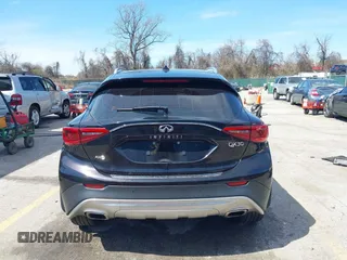 2017 Infiniti QX30 Premium with VIN SJKCH5CR7HA022688, listed as a IAAI auction lot 41883348 with 87,419 mi miles and . Bid and sale history available at DreamBid. Image 17.