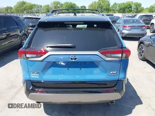 2024 Toyota RAV4 Hybrid XSE with VIN 4T3E6RFV8RU153892, listed as a IAAI auction lot 41848730 with 7,917 mi miles and . Bid and sale history available at carsss.com. Image 16.