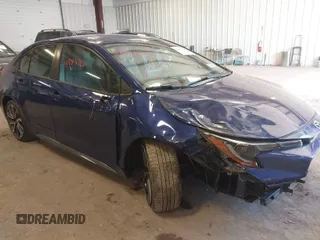 2020 Toyota Corolla SE with VIN JTDS4RCE1LJ017106, listed as a IAAI auction lot 41883346 with 35,864 mi miles. Bid and sale history available at carsss.com. Image 1.