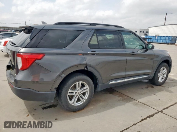2020 Ford Explorer XLT z VIN 1FMSK8DH4LGC57106, wystawiony jako Copart lot #51095205 z przebiegiem 122 153 mil mil oraz Szkoda całkowita • Salvage title. Historia ofert i sprzedaży dostępna na DreamBid. Obrazek 3.