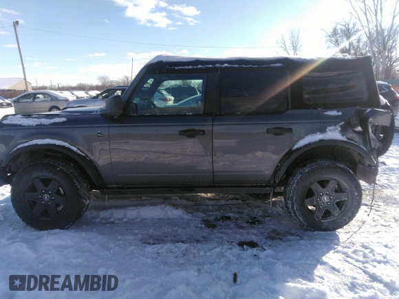 2022 Ford Bronco with VIN 1FMDE5BH4NLA84313, listed as a IAAI auction lot 41600748 with 35,408 mi miles and . Bid and sale history available at DreamBid. Image 14.