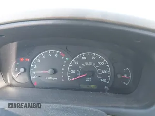 2003 Hyundai Elantra GLS z VIN KMHDN45D93U495703, wystawiony jako IAAI lot #42137927 z przebiegiem 93 287 mil mil oraz . Historia ofert i sprzedaży dostępna na DreamBid. Obrazek 7.