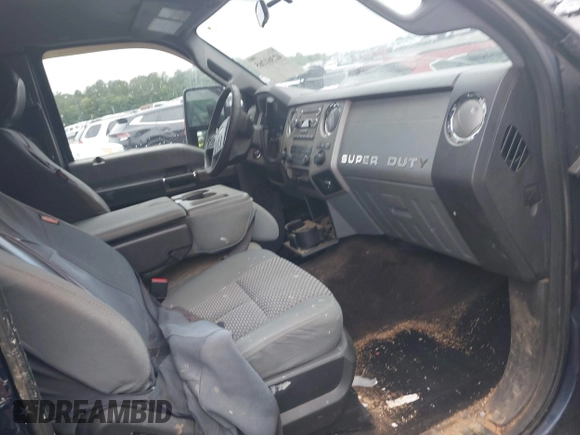 2013 Ford F-250 XL with VIN 1FT7X2B61DEB69122, listed as a IAAI auction lot 42361265 with 499,007 mi miles and . Bid and sale history available at DreamBid. Image 5.