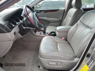 2004 Lexus ES 350 с VIN JTHBA30G340013771, выставлен на аукционе Copart как лот 56684565 с пробегом 143 771 миль миль и Списание • Salvage title. История ставок и продаж доступна на DreamBid. Изображение 7.