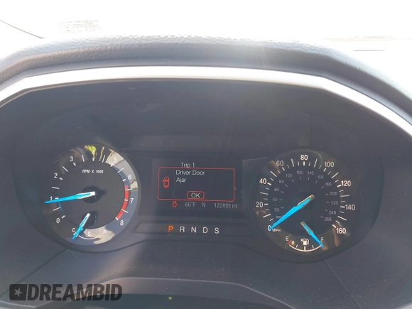 2018 Ford Edge SEL with VIN 2FMPK4J88JBB90758, listed as a IAAI auction lot 41803287 with 122,881 mi miles. Bid and sale history available at carsss.com. Image 7.