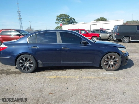 2009 Hyundai Genesis with VIN KMHGC46EX9U017017, listed as a IAAI auction lot 41753263 with 252,200 mi miles. Bid and sale history available at carsss.com. Image 12.