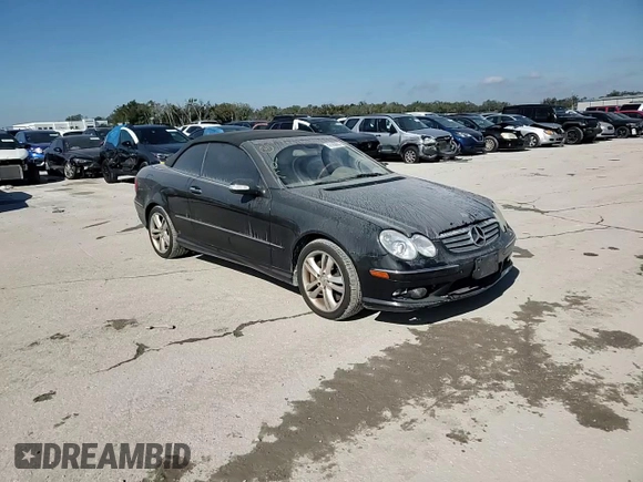 2004 Mercedes-Benz CLK 500 z VIN WDBTK75G74T015491, wystawiony jako Copart lot #43180655 z przebiegiem 161 213 mil mil oraz Szkoda całkowita • Salvage title. Historia ofert i sprzedaży dostępna na DreamBid. Obrazek 10.