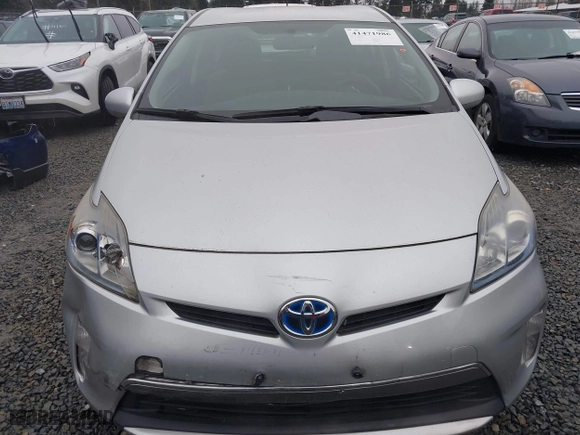 2013 Toyota Prius Plug-In with VIN JTDKN3DP0D3046032, listed as a IAAI auction lot 41471986 with 112,382 mi miles. Bid and sale history available at carsss.com. Image 13.