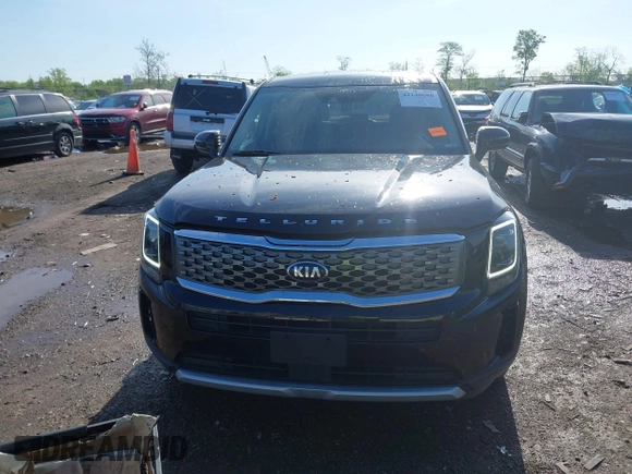 2020 Kia Telluride LX with VIN 5XYP24HC1LG010534, listed as a IAAI auction lot 42140688 with 121,113 mi miles and . Bid and sale history available at DreamBid. Image 13.