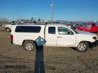 2023 Toyota Tacoma SR с VIN 3TYRX5GN0PT071714, выставлен на аукционе IAAI как лот 41309531 с пробегом 45 722 миль миль и . История ставок и продаж доступна на DreamBid. Изображение 14.