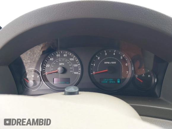 2006 Jeep Grand Cherokee Laredo with VIN 1J4HS48N56C111651, listed as a IAAI auction lot 42048777 with 224,866 mi miles. Bid and sale history available at carsss.com. Image 7.